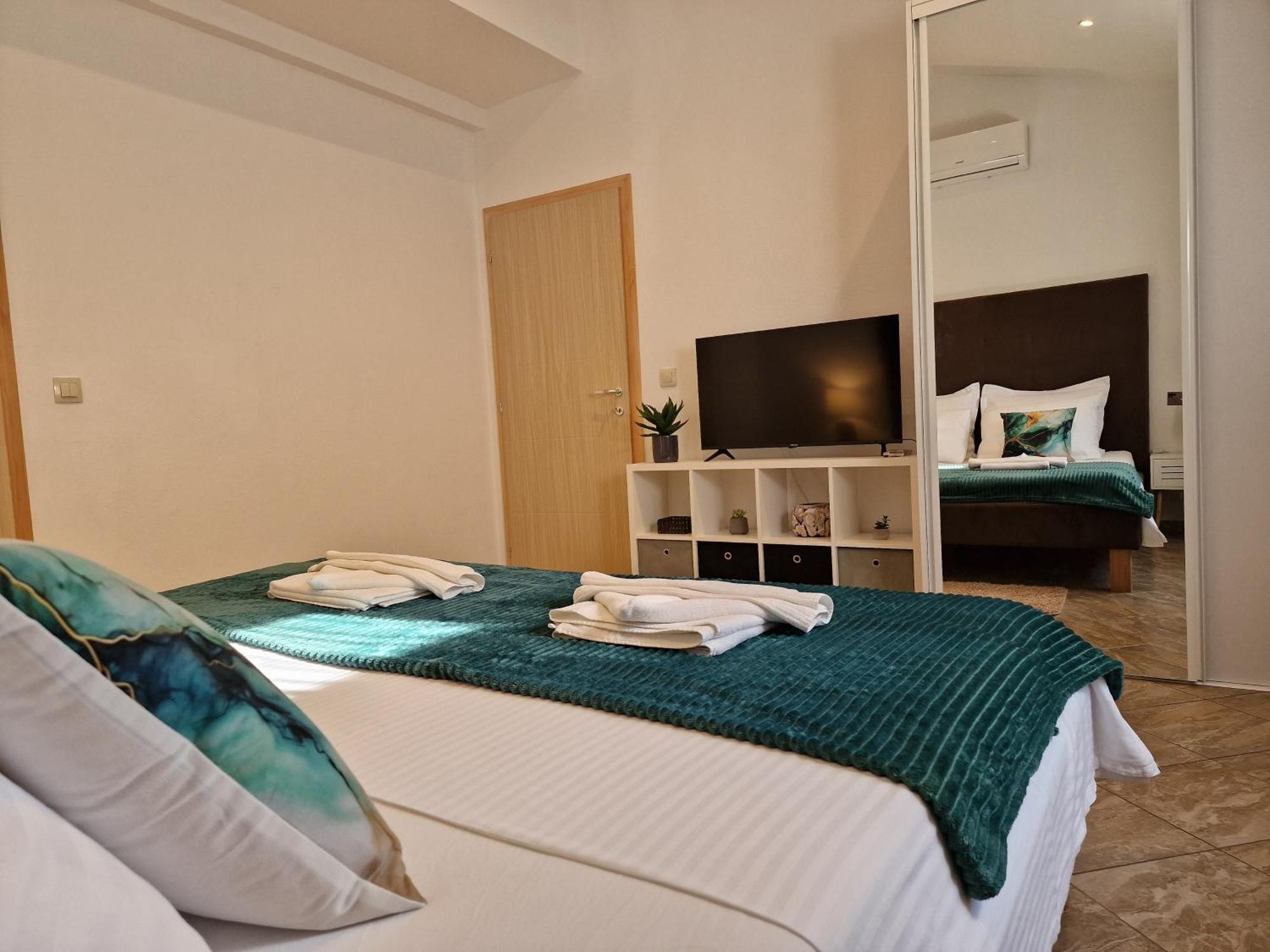 Beautiful Holiday Home "Villa Luka" Kaštel Štafilić Exteriér fotografie